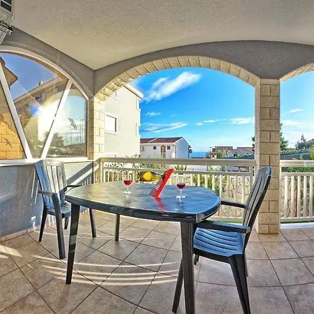 Apartman Elena Trogir