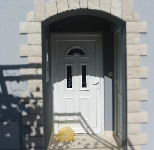 Elena Apartman *